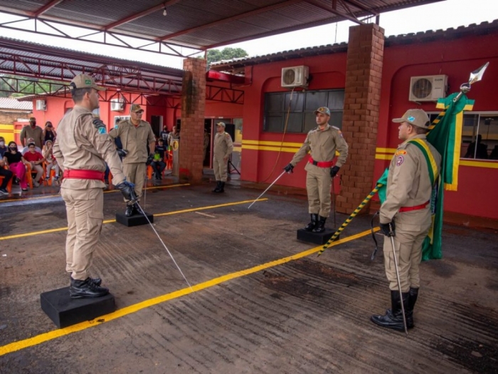 Corpo de Bombeiros de Paranaíba comemorou 19 anos e está sob novo comando