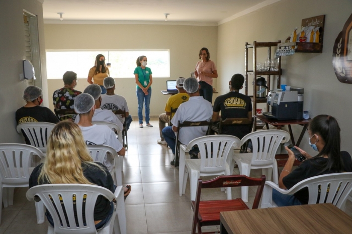 Meio Ambiente promove educao ambiental em empresa de alimentos em Trs Lagoas
