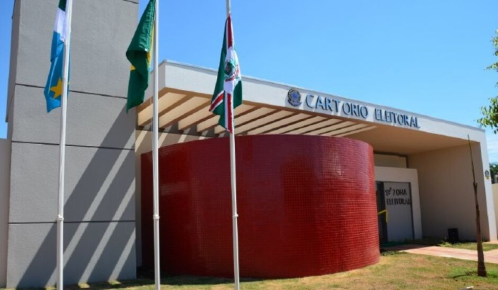 Prefeito é multado em R$ 15 mil por propaganda antecipada em evento da prefeitura