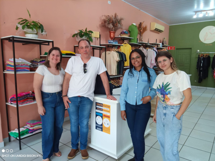 Alcoolvale promove ação pela coleta seletiva em Aparecida do Taboado
