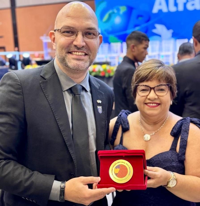 Em Brasília, MS recebe Selo Ouro pelo Compromisso Nacional Criança Alfabetizada