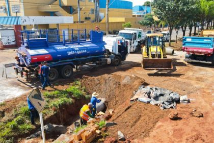 Prefeitura de Três Lagoas realiza obra para melhoria no tráfego entre três avenidas