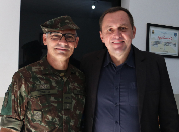    Vereador Sargento Rodrigues participa de solenidade em homenagem ao Dia do Exército